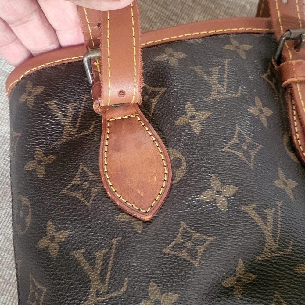 LOUIS VUITTON Monogram Bucket PM Shoulder Bag M42238..Authentic!!! - Picture 15 of 16